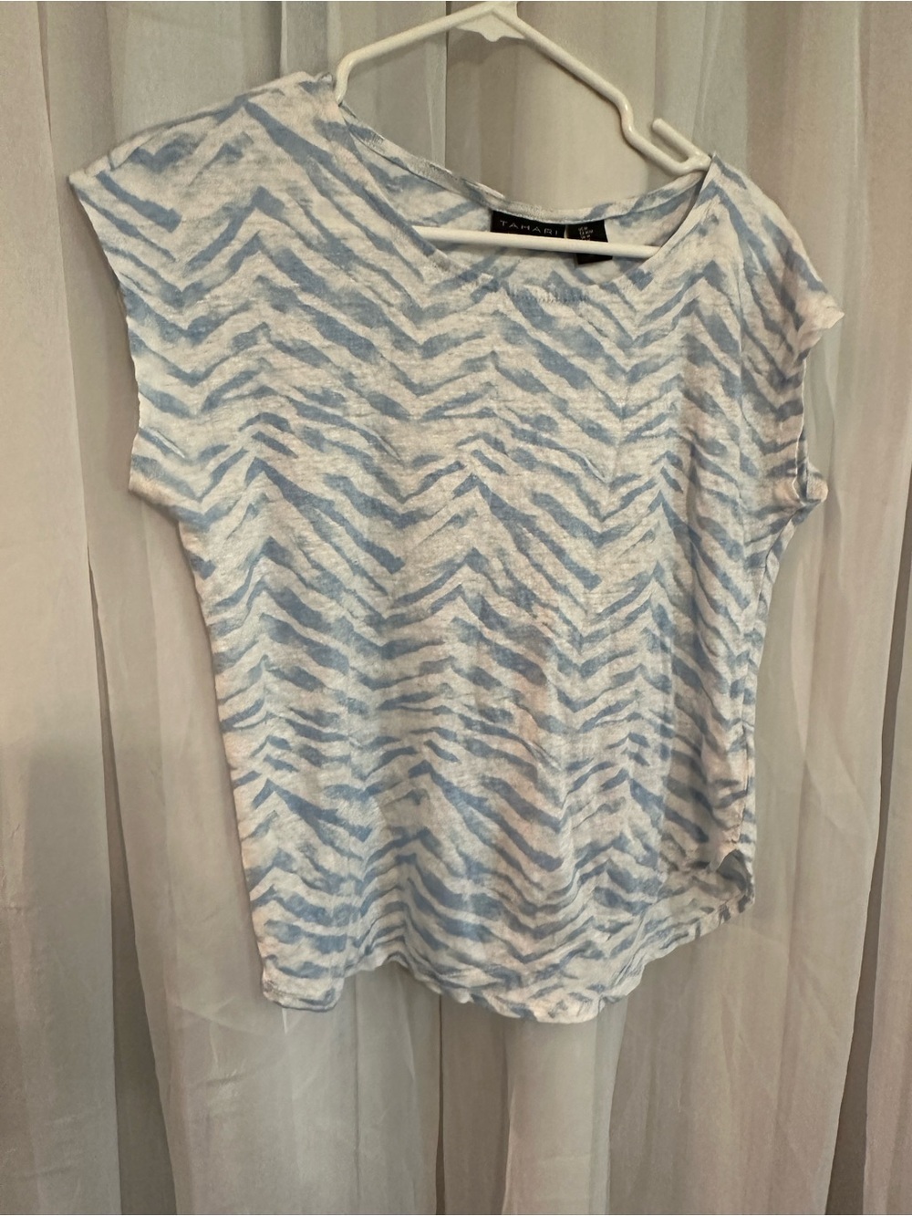Talbots Blue and White Zebra Print Cap Sleeve Top 100% Linen